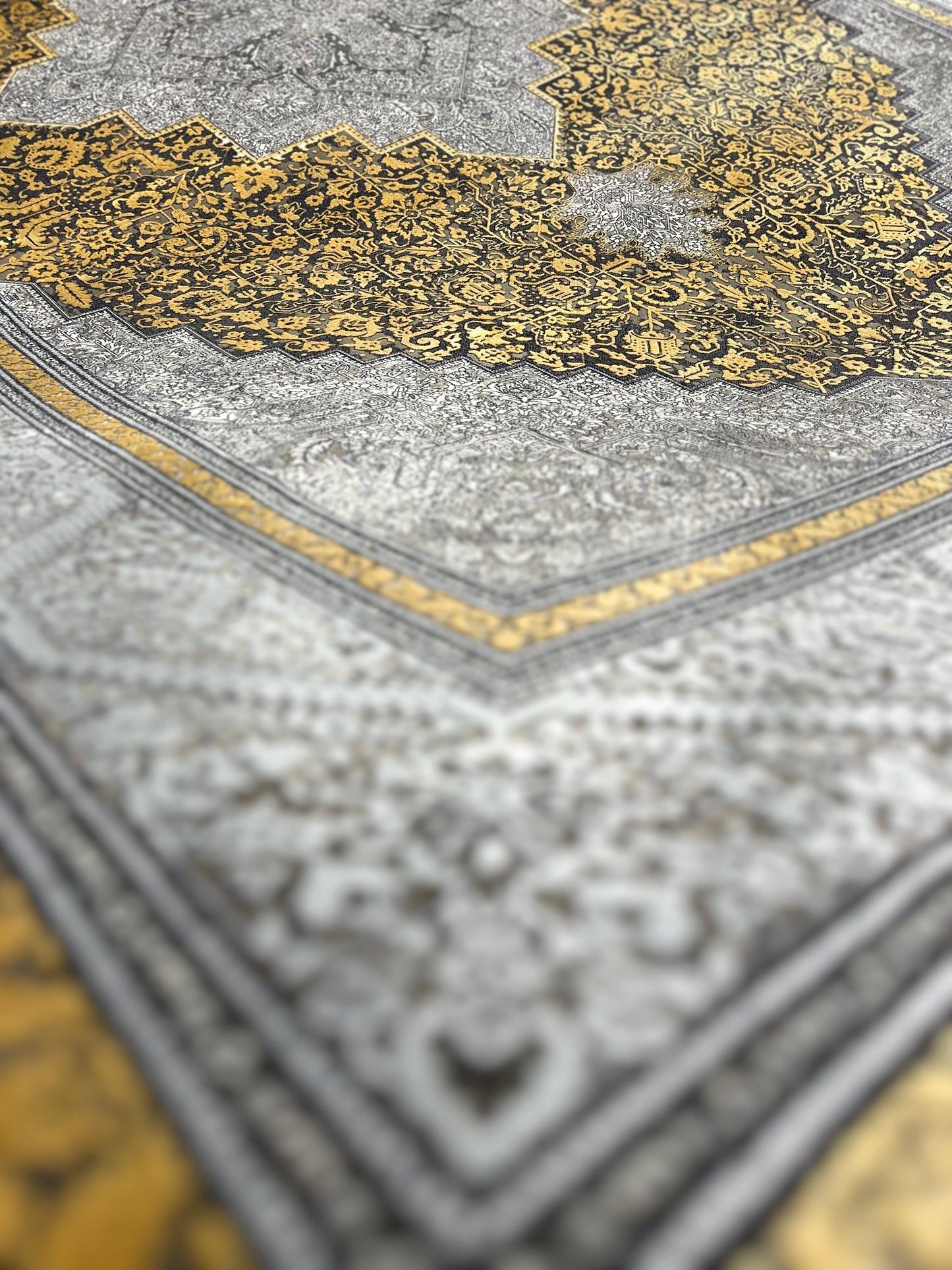 Tabriz Design 23004 Gray-Golden