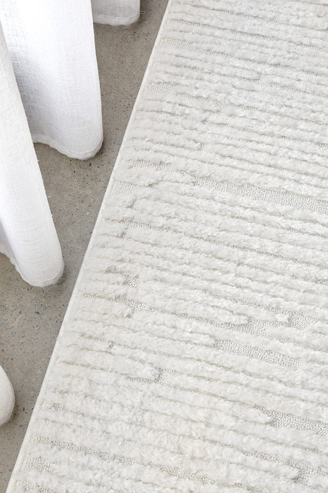 Marigold  Design 56000    Suri-White