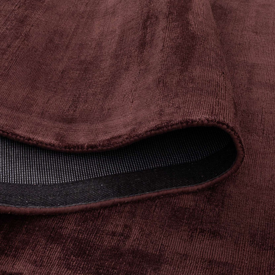 Reverie design 10008    Chocolate Cherry