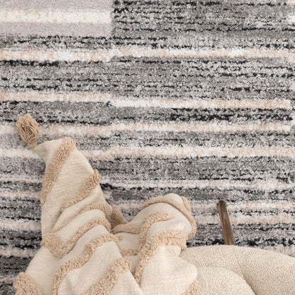 Nola Shapes Grey Rug - N007