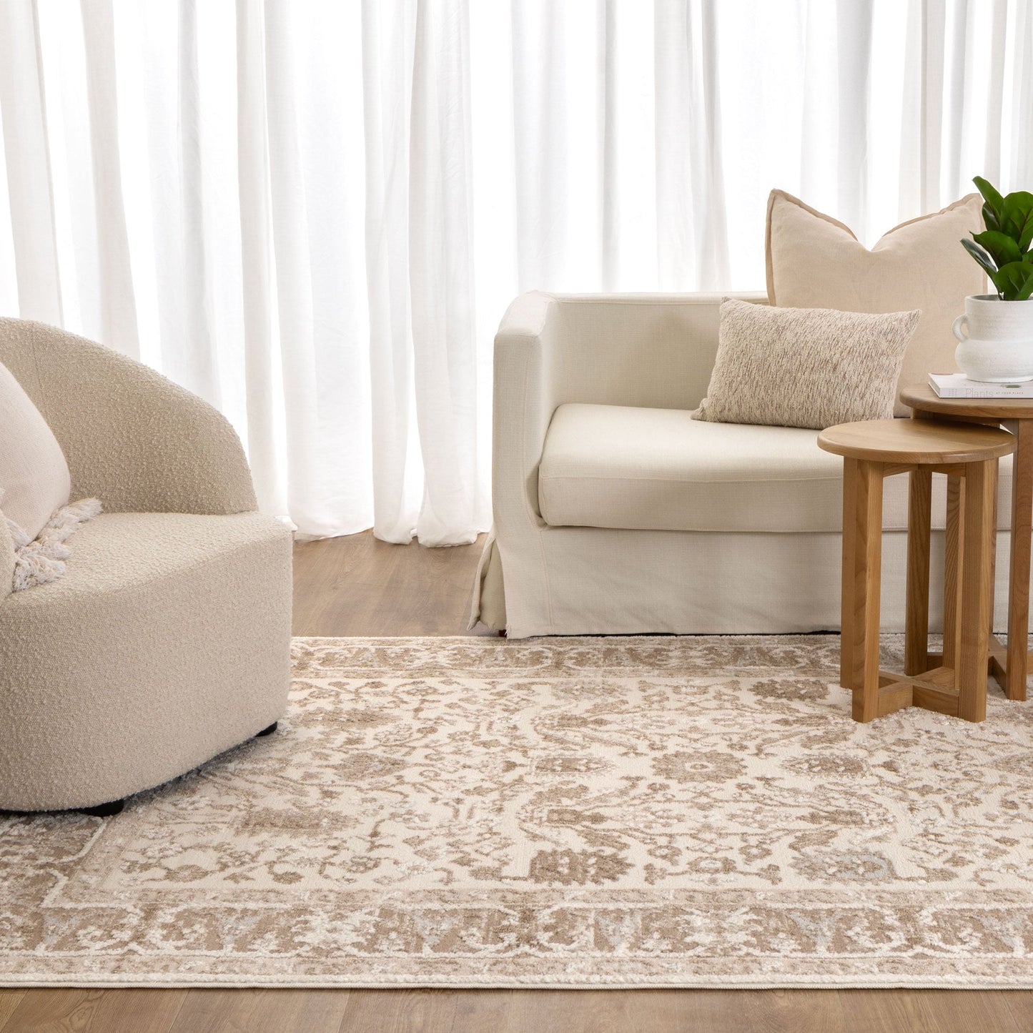 Sapphire  Oriental Border Beige Rug