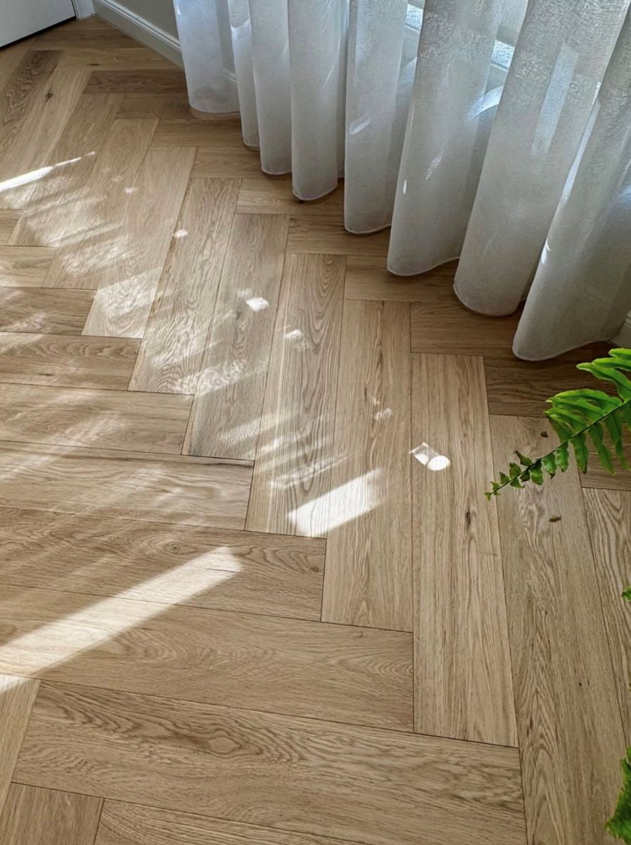 Light Neutral 3001